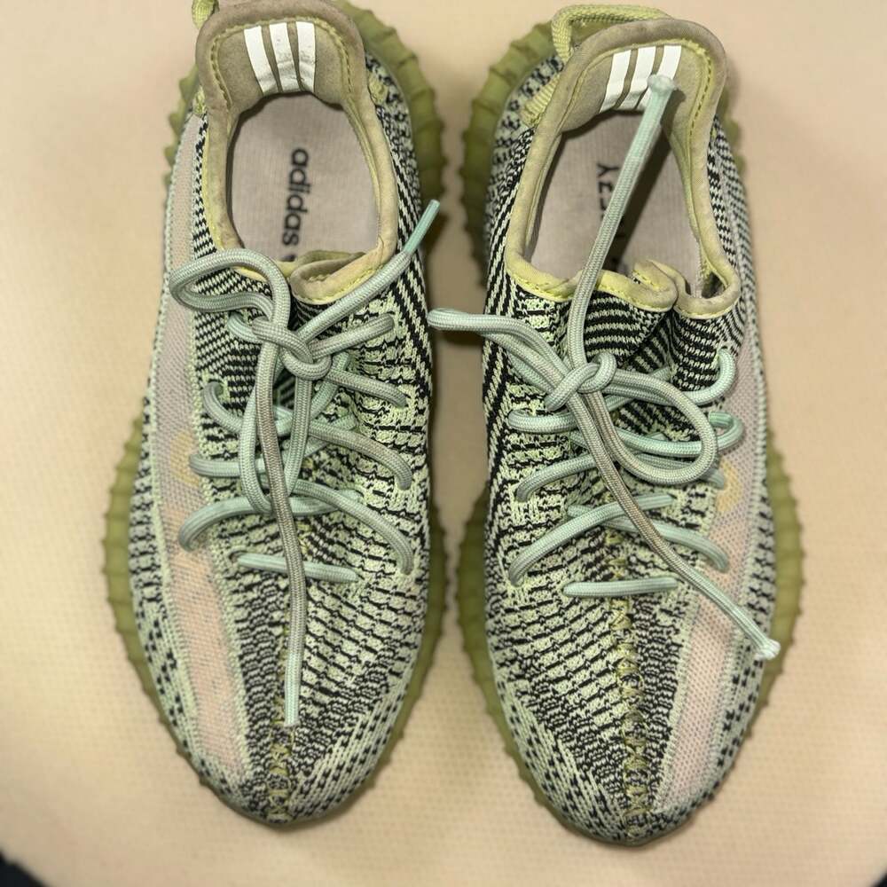 Adidas Yeezy Boost 350 V2 Yeezreel Size 6.5